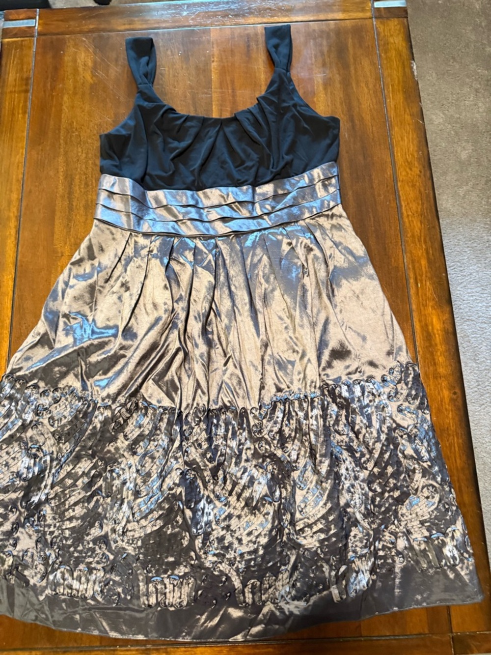 R&M Richards Black &‎ Silver Pleated Metallic Cocktail Dress - Size 14